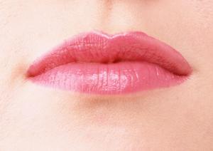 心斎橋の美容治療で今話題の治療とは