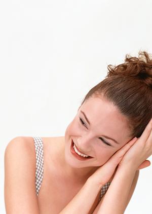 自然なバストにすることができる豊胸術